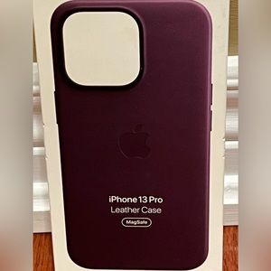 iPhone 13 Pro leather case